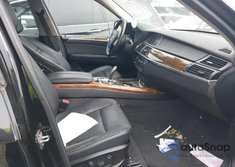 2010 BMW X5 xDrive30I z USA, uszkodzony, nr VIN 5UXFE4C5XAL385219